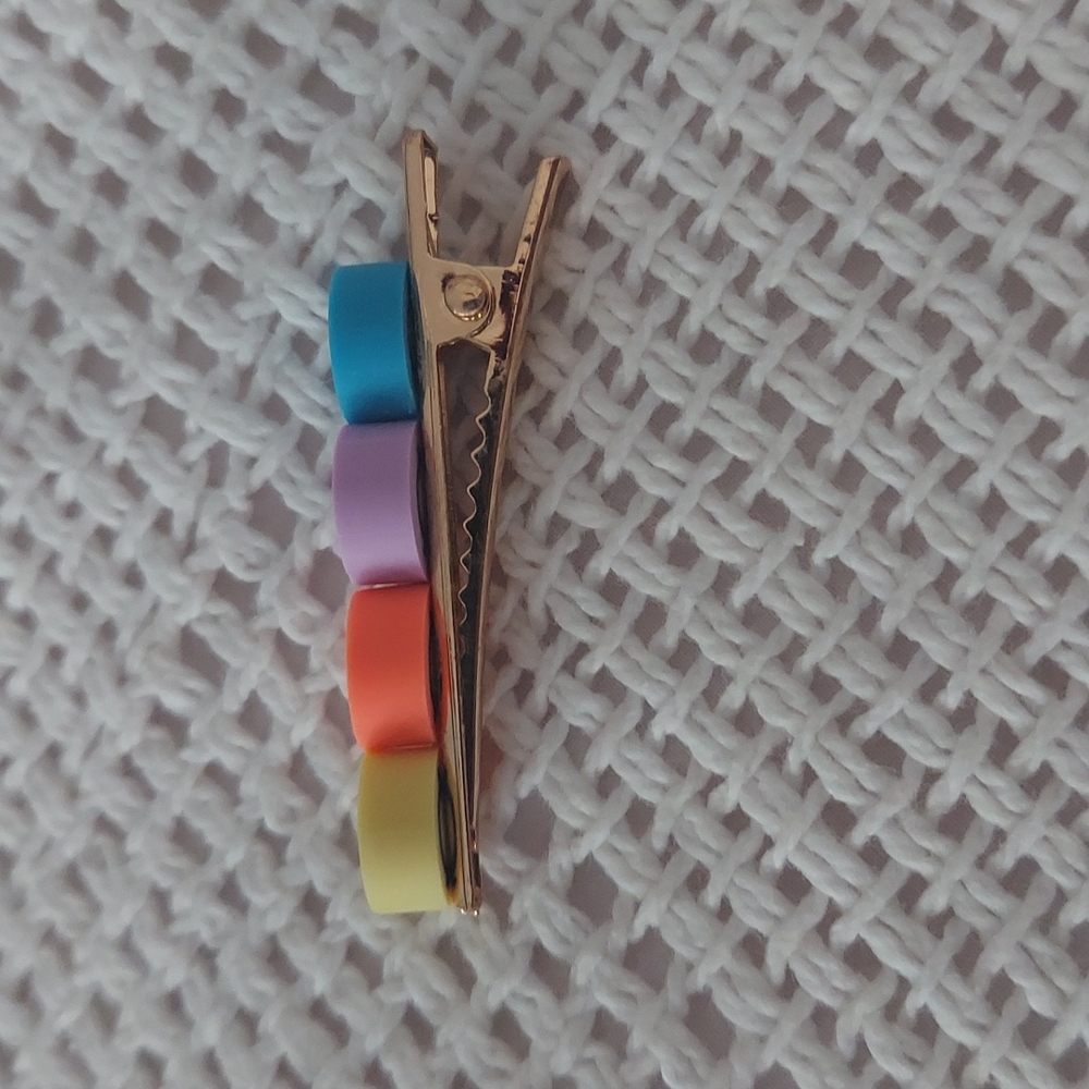 Y2K Smiley Face Barrette - Picture 2 of 2